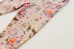 Floral Pink goats– Leggings
